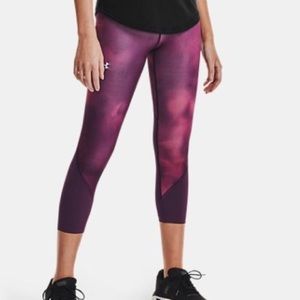 UNDER ARMOUR Fly Fast Printed Crop, size XS, NWT